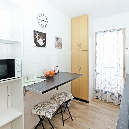A Peaceful Escape In Apartman *